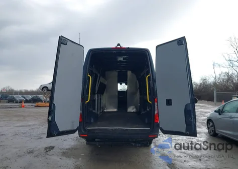 2019 Mercedes-Benz Sprinter 2500 High Roof V6 z USA, uszkodzony, nr VIN WD4PF1CD3KP120716